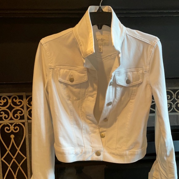 Crop white jean jacket